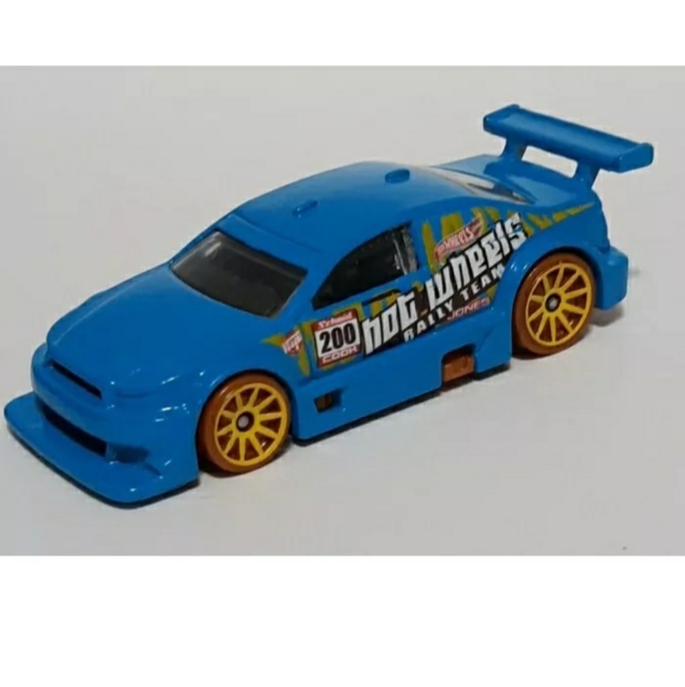Hot Wheels AMAZOOM RALLY TEAM #200 Diecast 3" Race Car Rolls Smoothly